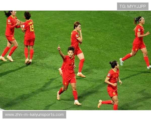 海地举办国际青少年足球邀请赛，海地足球队中国